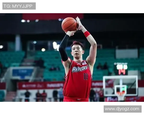 深圳羽毛球队以53分稳居总决赛积分榜首位展现强劲实力 深圳羽毛球队以53分稳居总决赛积分榜首位展现强劲实力