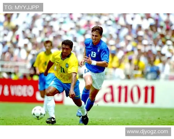 足球明星巴乔汽车摆件的魅力与收藏价值探讨 足球明星巴乔汽车摆件的魅力与收藏价值探讨