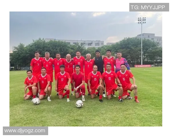 张军足球生涯回顾与展望对话中的成长与挑战